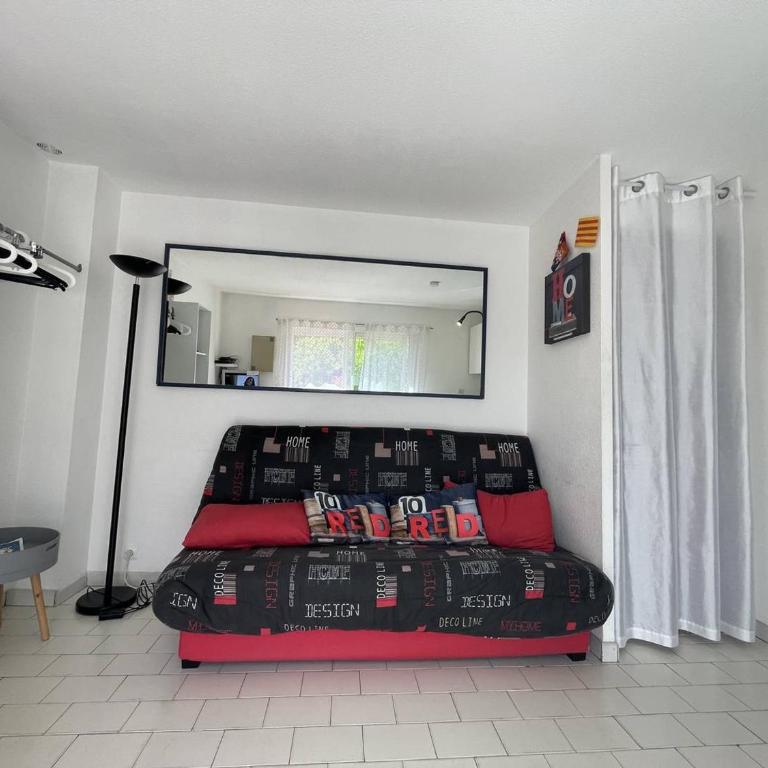 Studio proche plage avec terrasse et piscine à Saint-Cyprien - FR-1-106-64 - Appartamento - 24