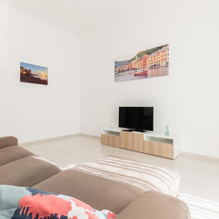 Passeggiata Mare - 10 Min Centro Città - Appartamento con 3 Camere da Letto - 13