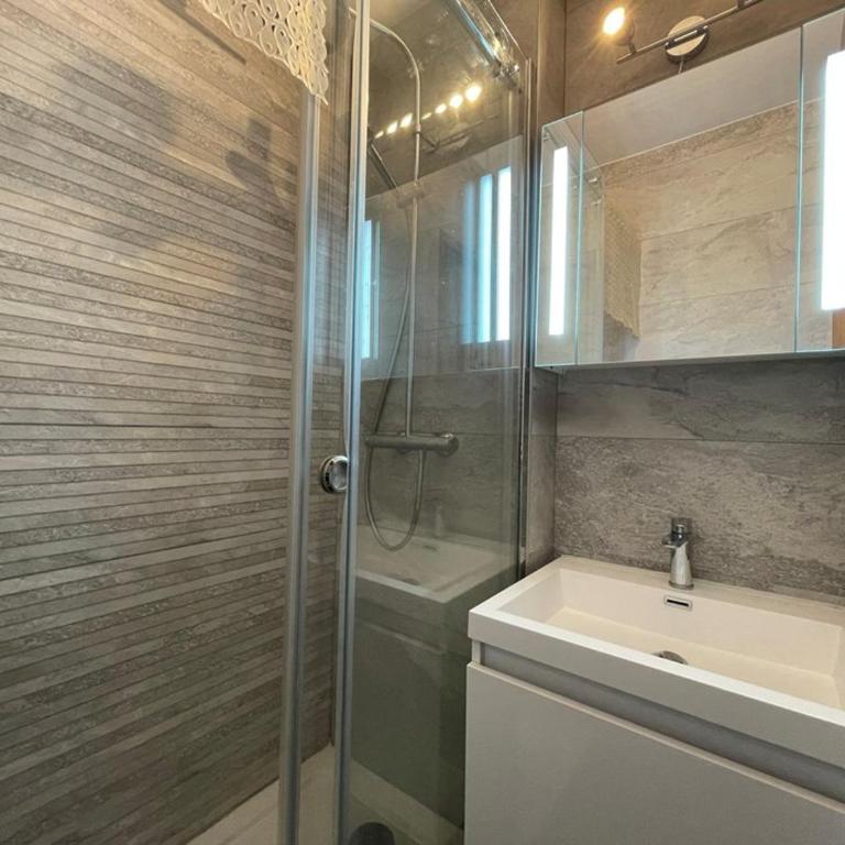 Appartement cosy 6 pers, 50m², proche pistes, 2 SDB, cuisine équipée, calme, non-fumeurs - Two-Bedroom Apartment - 2
