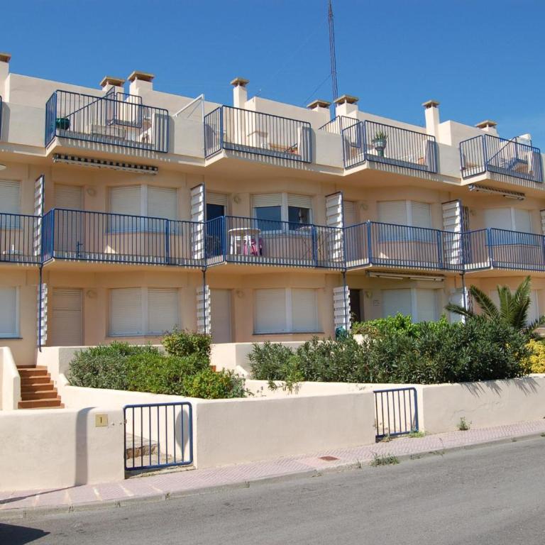 Apartamento luminoso con terraza y parking a 50m de la playa - ES-228-25 - Apartamento - 9
