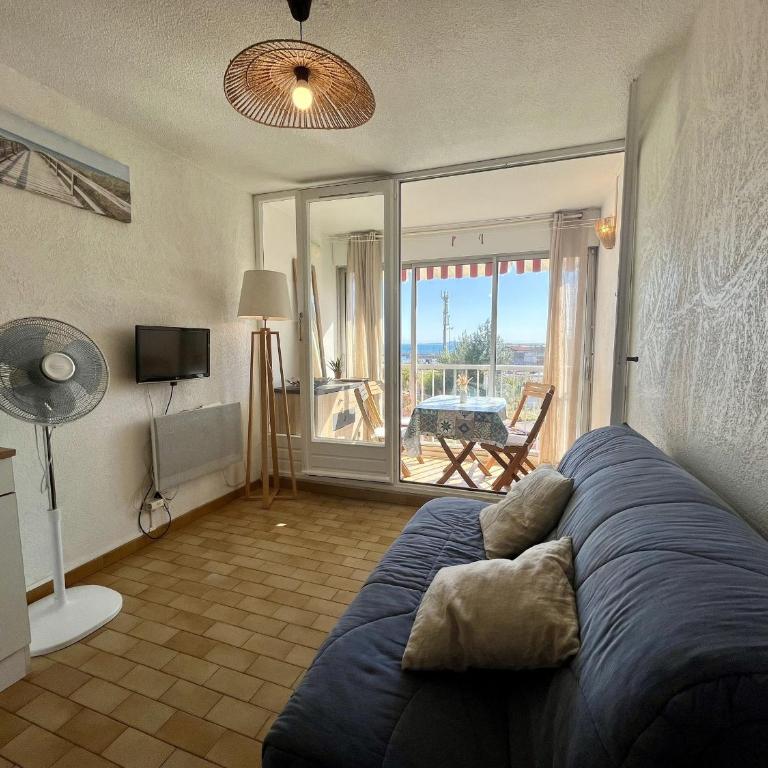 Studio lumineux face mer avec cabine séparée, parking privé, à 30m de la plage - Sète - FR-1-338-527 - Apartment - 10
