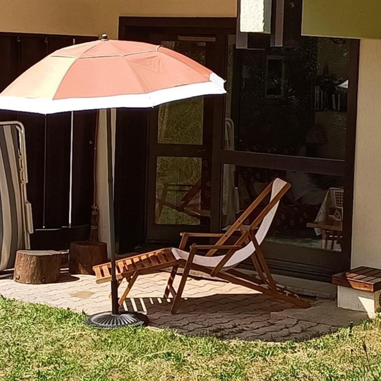 Studio cosy rez de chaussée 4 pers. près des pistes, équipé avec terrasse et parking. - FR-1-733-84 - Studio - 9