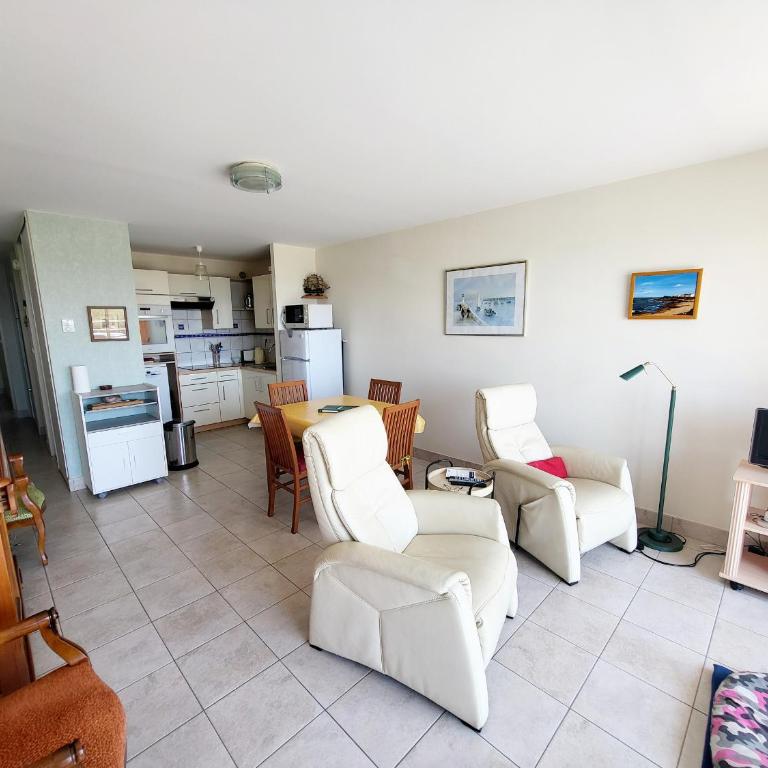 Appartement 2 pièces face mer avec balcon, parking et WIFI – Les Sables-d’Olonne - FR-1-92-941 - Apartment - 6