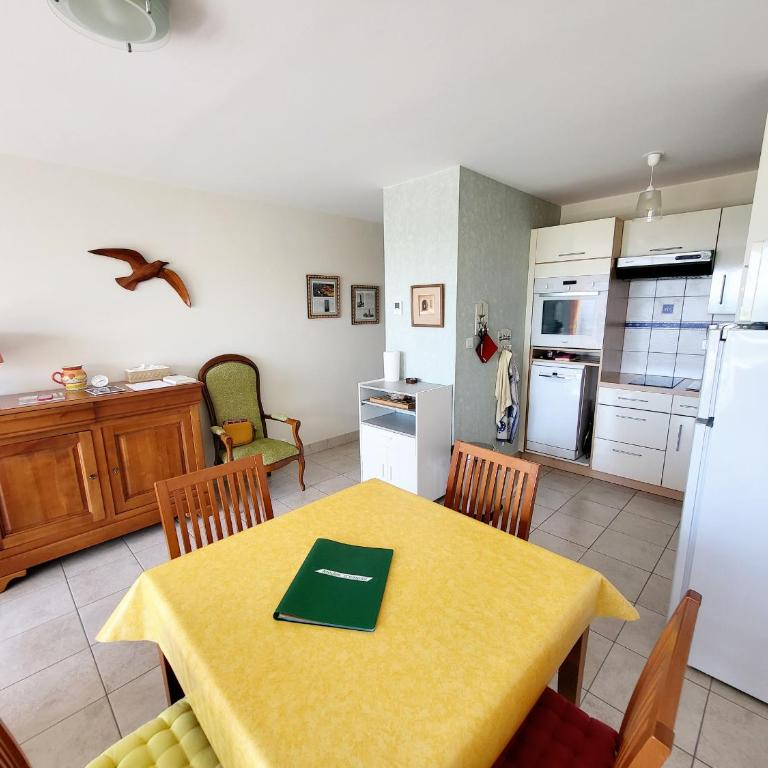 Appartement 2 pièces face mer avec balcon, parking et WIFI – Les Sables-d’Olonne - FR-1-92-941 - Apartment - 10
