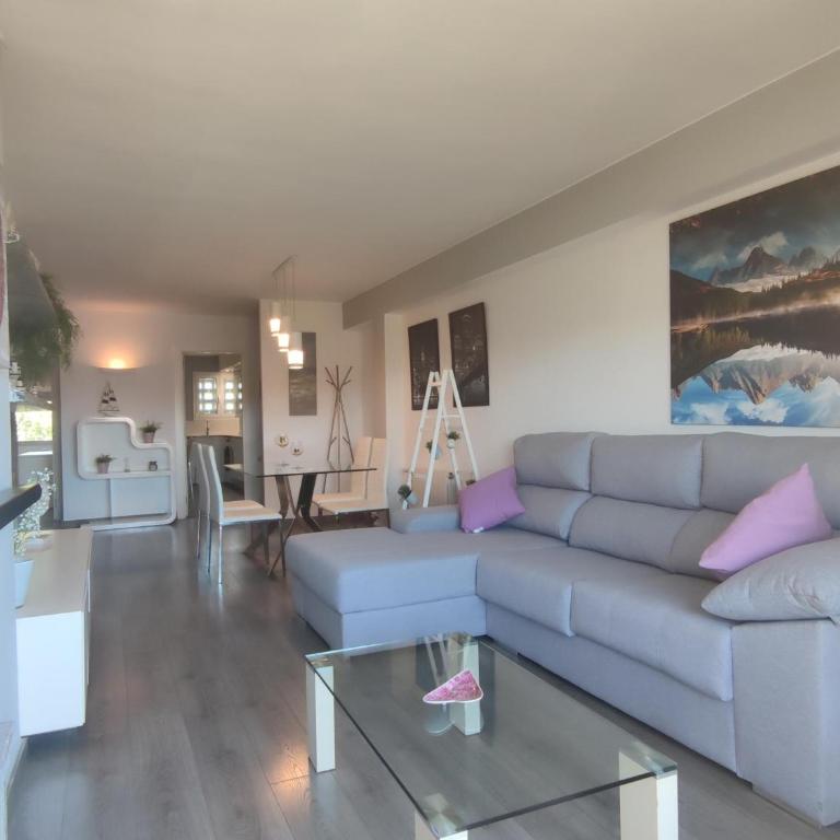 Apartamento Moderno en el Centro de Platja d'Aro - Cerca de la Playa y Parking Incluido - ES-209-54 - Apartamento - 1