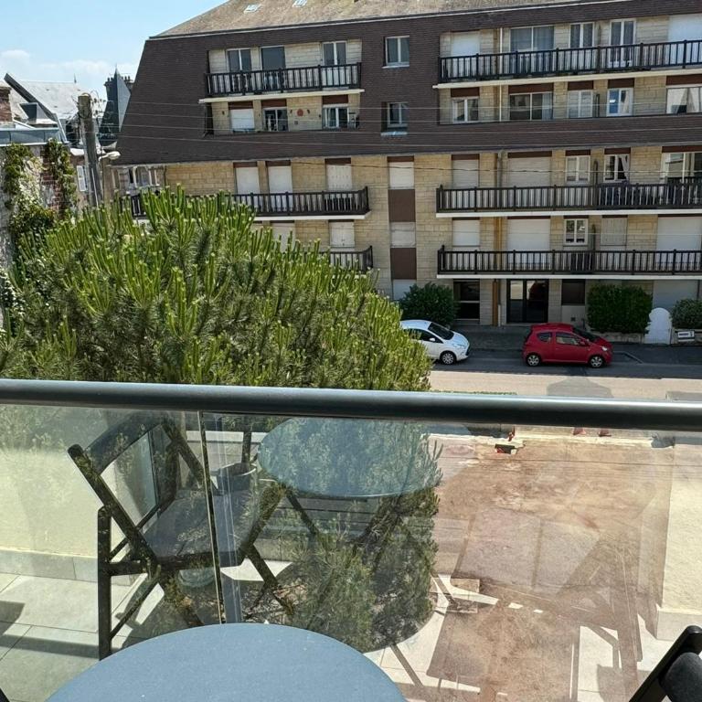Studio Central à Cabourg avec Balcon, Wifi Gratuit & Parking - FR-1-487-372 - Studio - 10