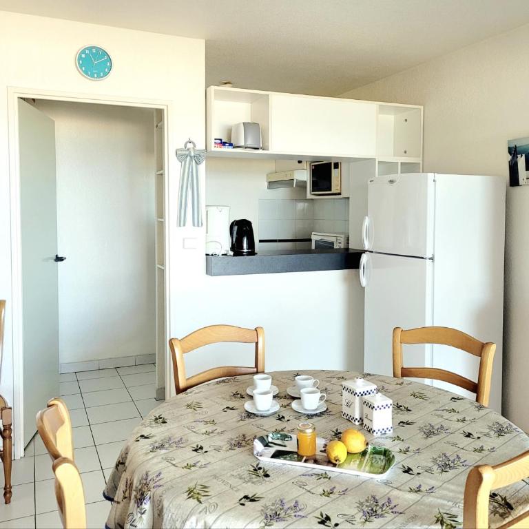 Canet - T2 cabine 5 pers, accès plage, piscine, parking - FR-1-794-118 - Apartment - 5