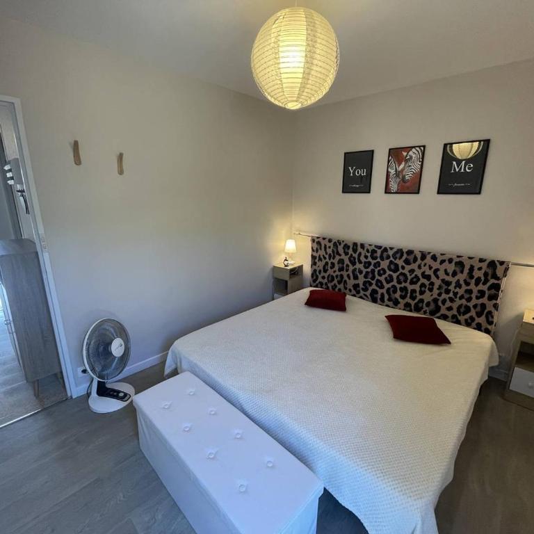 Charmant T2 rénové, 4 couchages, proche plage et port, balcon, parking sécurisé, St-Cyprien - FR-1-106-55 - Apartment - 6