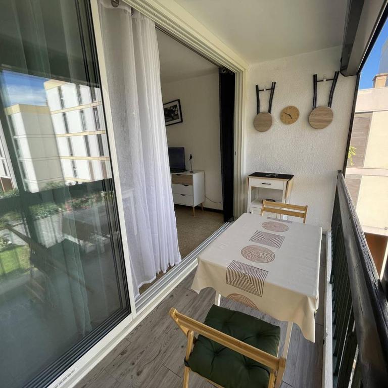 Charmant T2 rénové, 4 couchages, proche plage et port, balcon, parking sécurisé, St-Cyprien - FR-1-106-55 - Apartment - 13