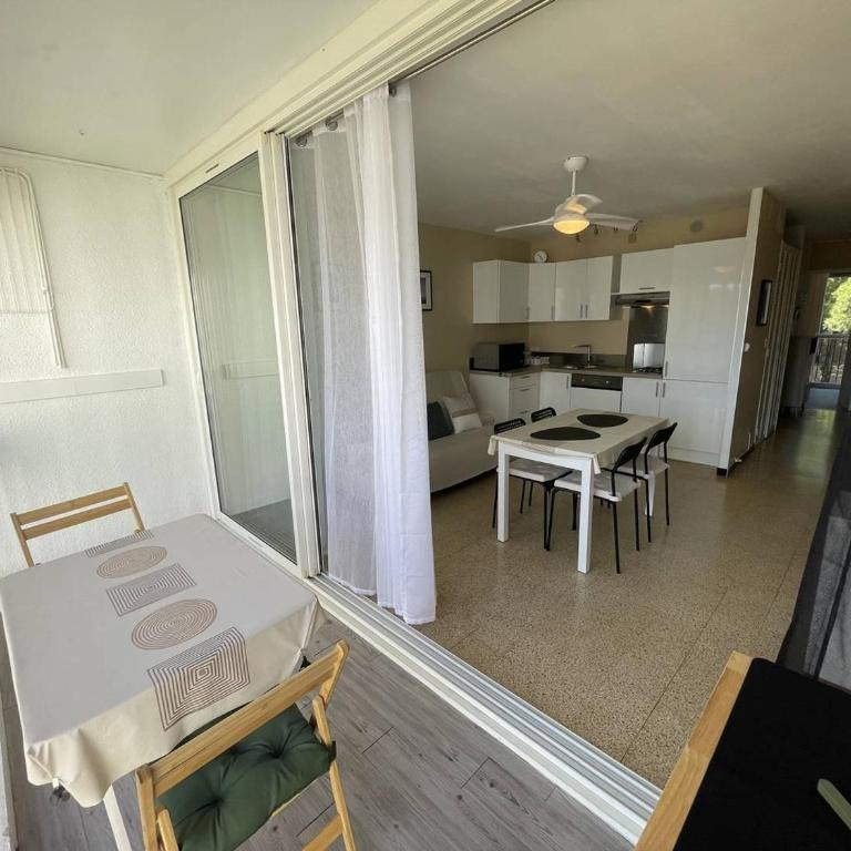 Charmant T2 rénové, 4 couchages, proche plage et port, balcon, parking sécurisé, St-Cyprien - FR-1-106-55 - Apartment - 1