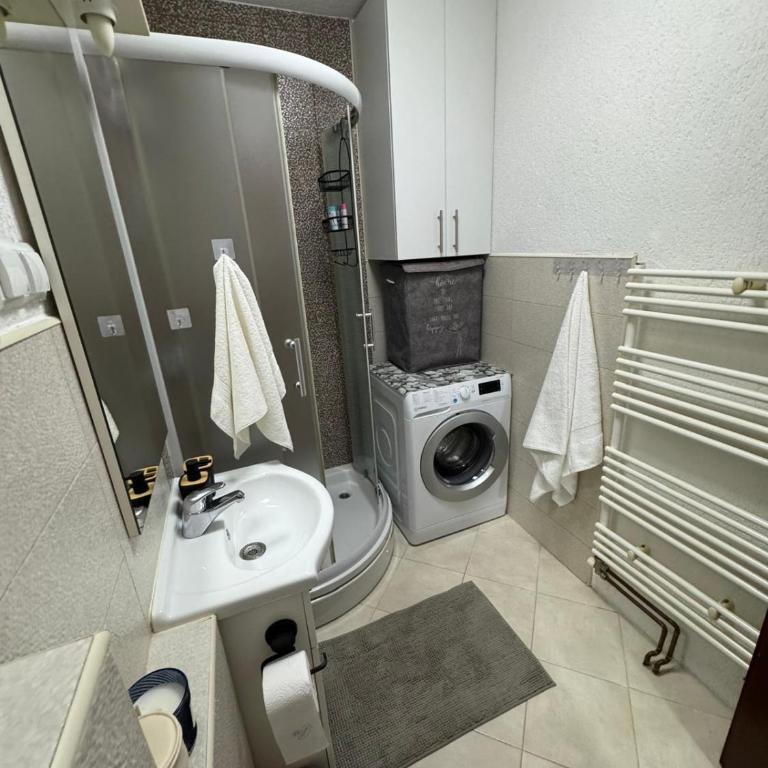 Skyflat Dobrinja by S&A - Deluks Apartman sa 1 Spavaćom Sobom - 24