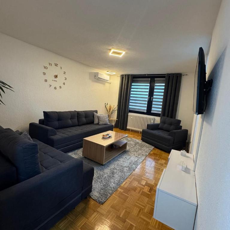 Skyflat Dobrinja by S&A - Deluks Apartman sa 1 Spavaćom Sobom - 2