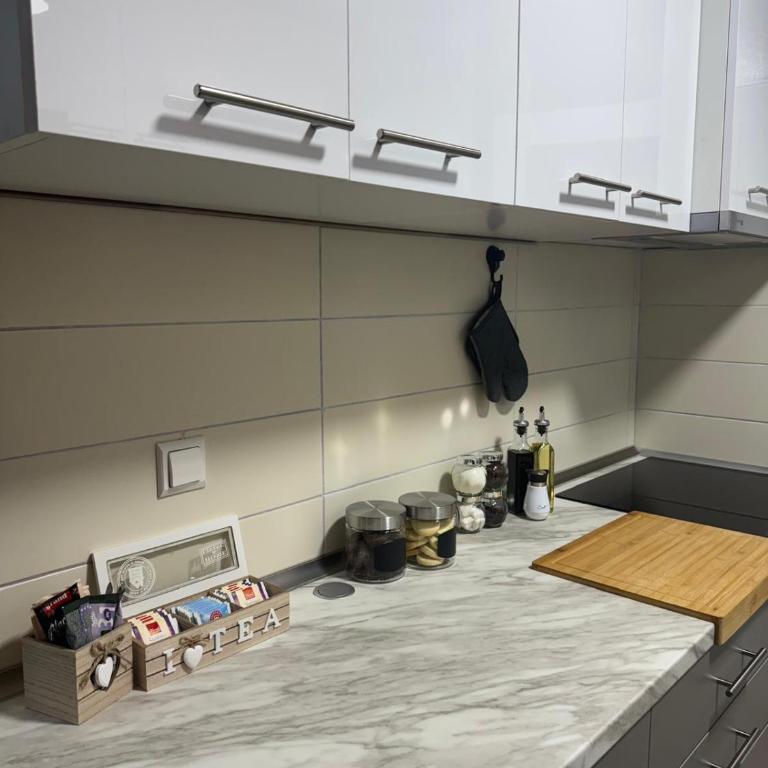 Skyflat Dobrinja by S&A - Deluks Apartman sa 1 Spavaćom Sobom - 19