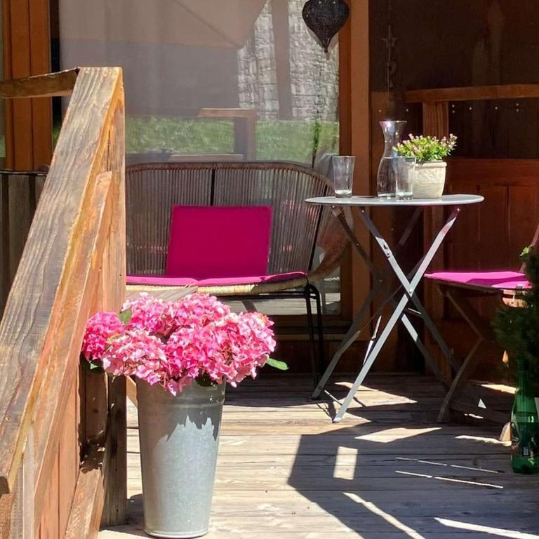 Charmant 4 pièces avec balcons, proche Méribel - FR-1-180-640 - Appartement - 32