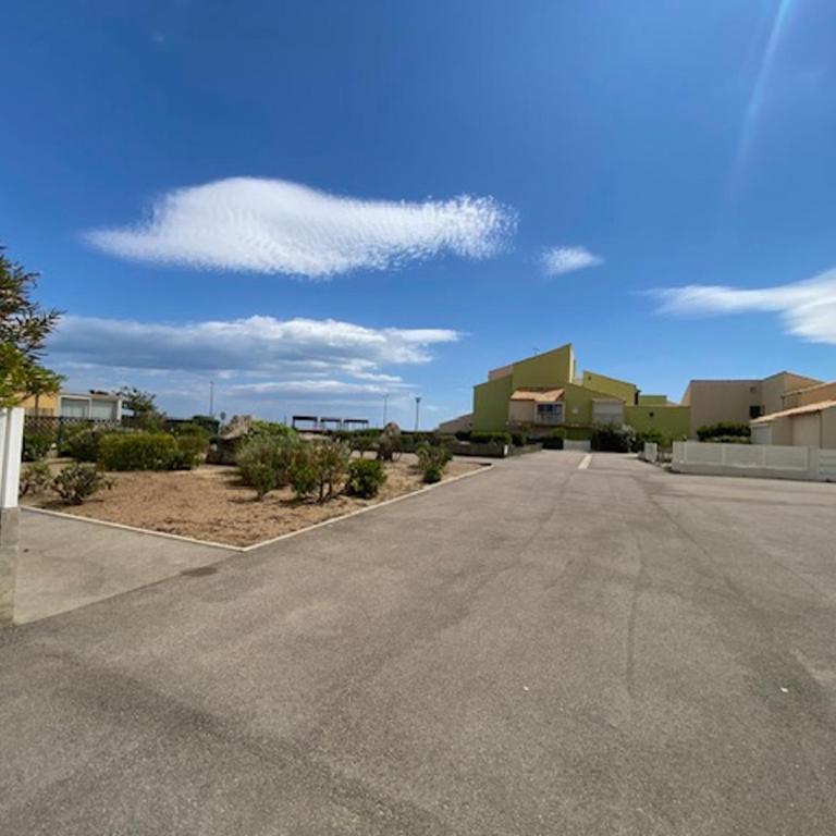 Appartement T2 - Parking - WIFI - Proche plage - Calme - 2 Pers - Narbonne-Plage - FR-1-795-15 - Apartment - 5