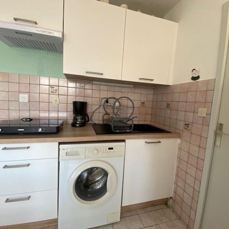 Appartement T2 - Parking - WIFI - Proche plage - Calme - 2 Pers - Narbonne-Plage - FR-1-795-15 - Apartment - 6