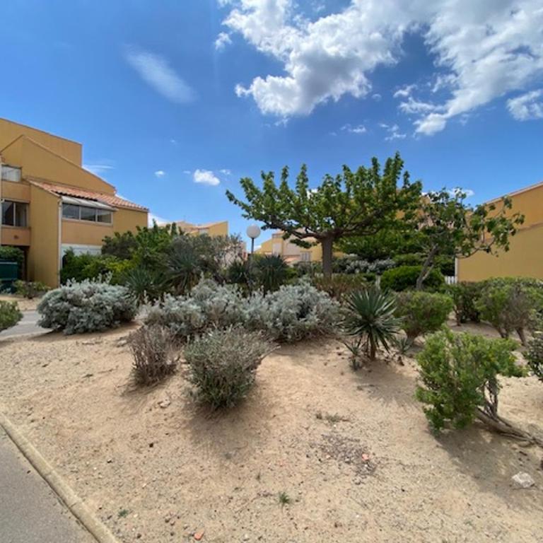 Appartement T2 - Parking - WIFI - Proche plage - Calme - 2 Pers - Narbonne-Plage - FR-1-795-15 - Apartment - 7