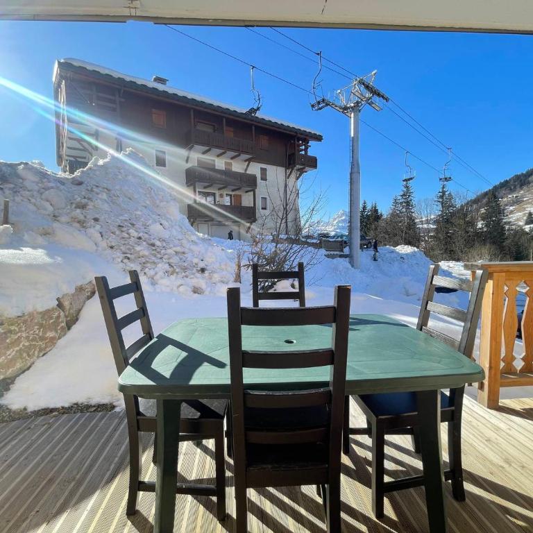 Appartement de charme pour 8 pers. au pied des pistes avec WIFI et Parking - Appartement 3 Chambres - 9