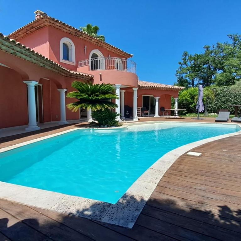 Superbe villa avec piscine privée à Fréjus - FR-1-466A-56 - Villa - 9