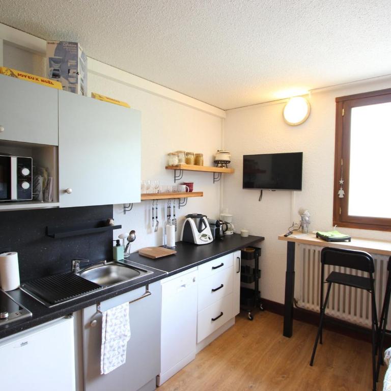 Studio cosy 19m² au pied des pistes avec piscine - FR-1-549-151 - Studio - 1