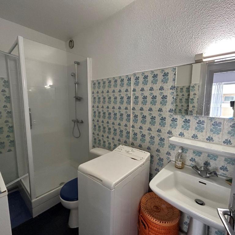 Appartement 4 pers en bord de mer avec parking - FR-1-837-26 - Appartement - 2