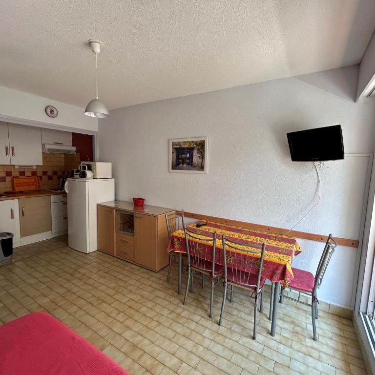 Appartement 4 pers en bord de mer avec parking - FR-1-837-26 - Appartement - 9