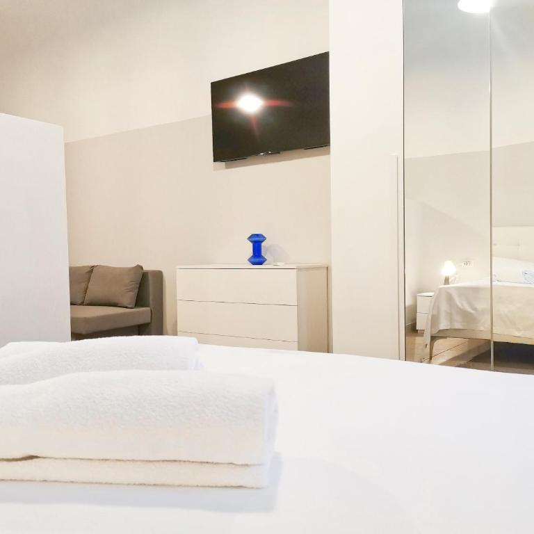 L'Opera - Studio with Sofa Bed - 26
