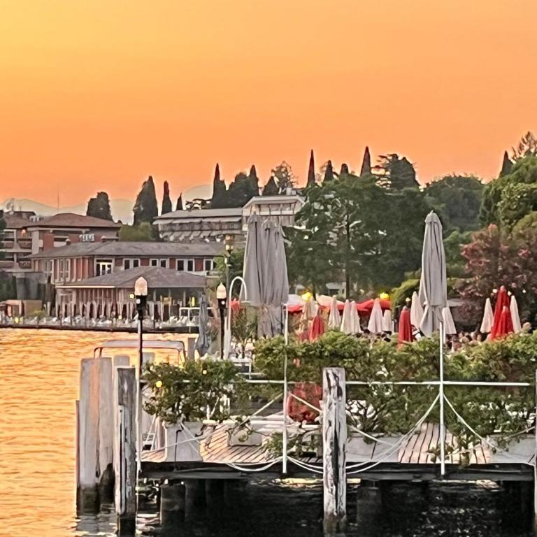 Garda Fiordaliso vista lago 4 posti letto - Appartamento con 1 Camera da Letto - 90