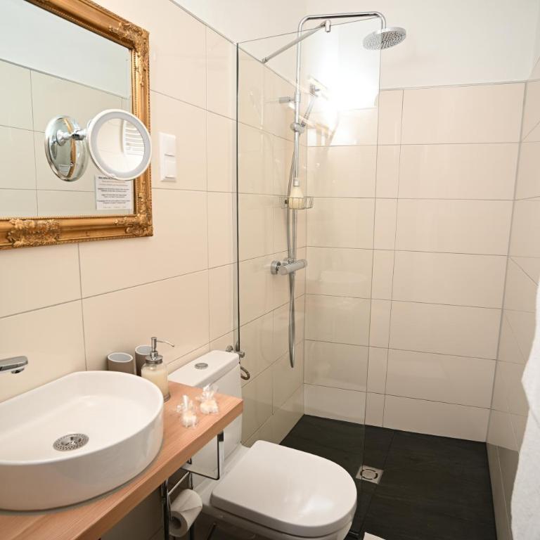 Boutique Hotel Goldenes Lamm Villach - Comfort Doppelzimmer - 2