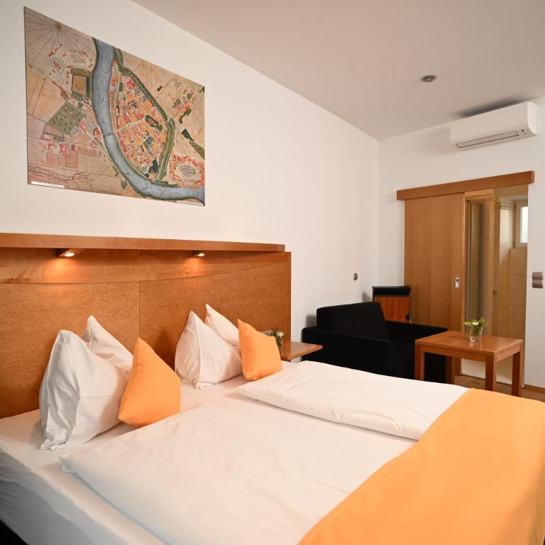 Boutique Hotel Goldenes Lamm Villach - Premium Doppelzimmer - 8
