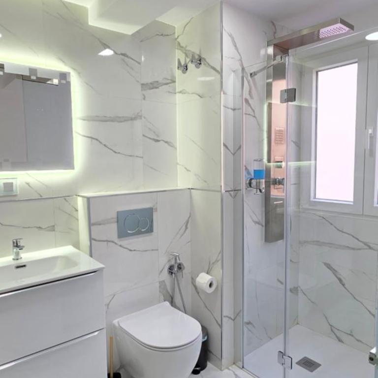 Paradise Home - Two-Bedroom Apartment - 4