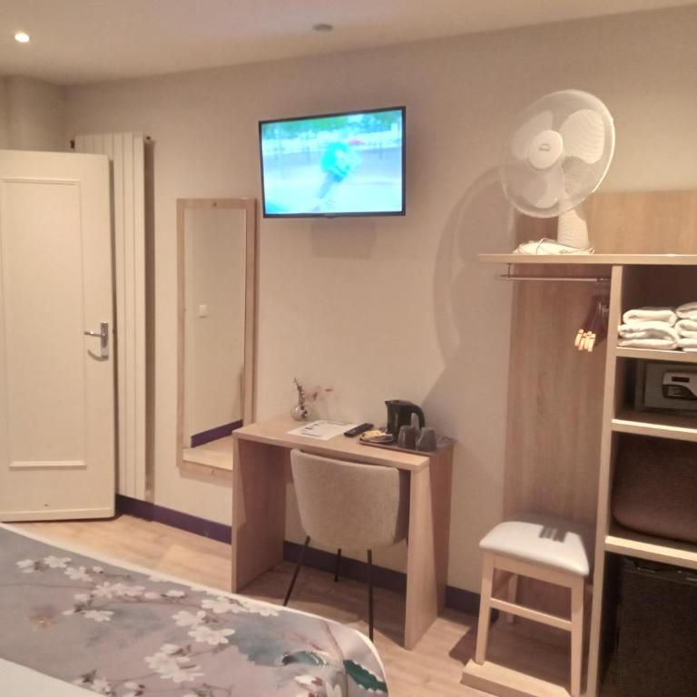 Hotel Modern Est - Deux Chambres Adjacentes Supérieures et Standard - 3