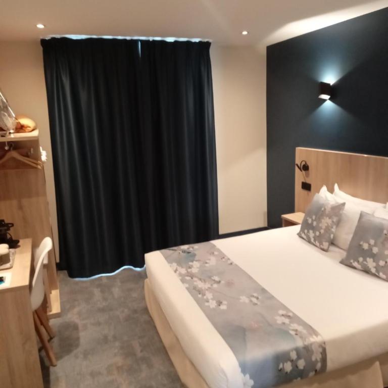 Hotel Modern Est - Deux Chambres Adjacentes Supérieures et Standard - 12