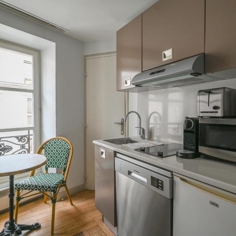 French typical apartment (opéra 5D) - Apartment mit 1 Schlafzimmer - 4