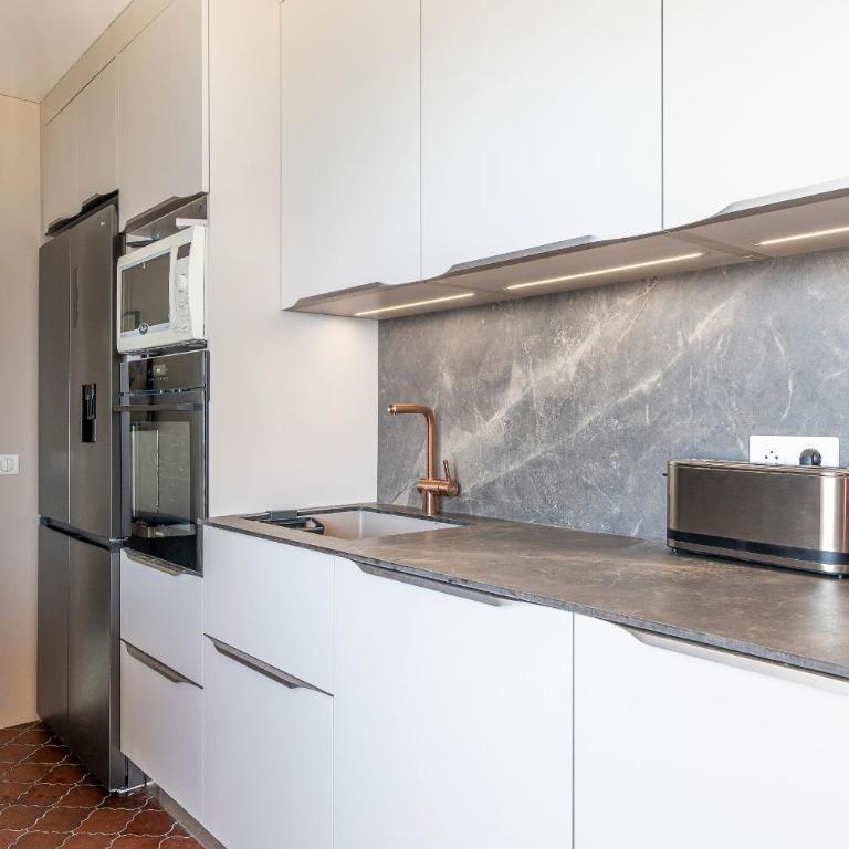 Exceptional Sea View Apartment - Brand new - Two-Bedroom Apartment with Terrace and Sea View - 3