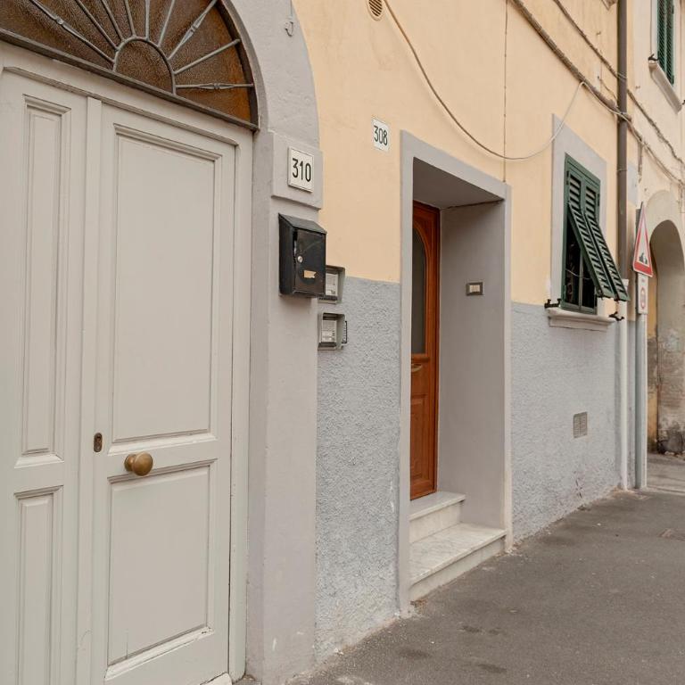 ELEGANTE APPARTAMENTO A POCHI PASSI DAL MARE E DAL CENTRo - Appartamento con 1 Camera da Letto - 12