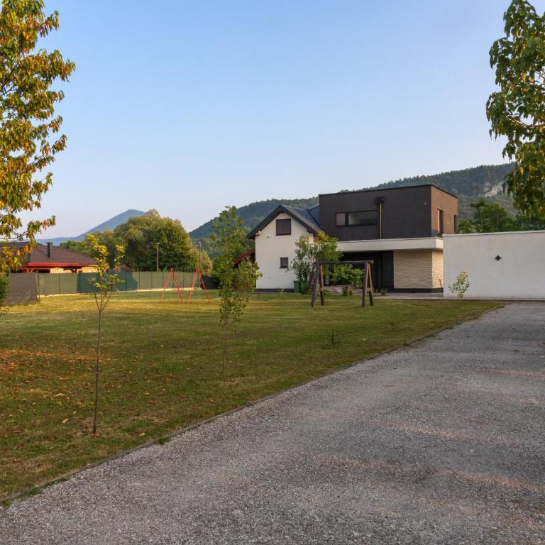 Villa Una Residence - Holiday Home with Swimming Pool - 55