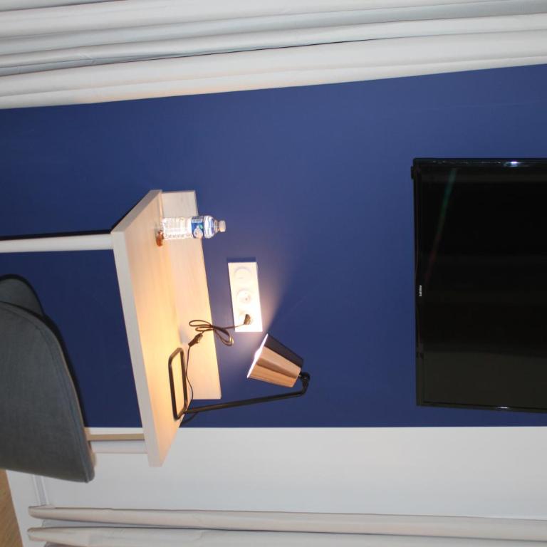 Hôtel La Fontaine Caen Centre - Chambre Double/Familiale Supérieure - 3