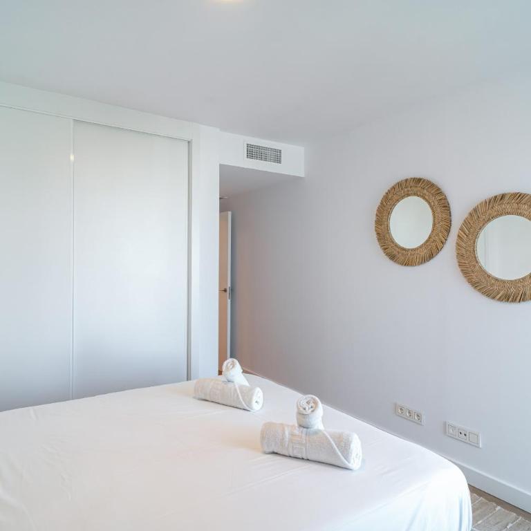 Luxury Rooftop Isea 1132 by Casasol - Two-Bedroom Deluxe Apartment with Ocean View - 20