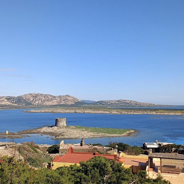 Villa Verde splendida villa con piscina - Stintino Via Limbara 29A Sardegna - Villa con 3 Camere da Letto - 3