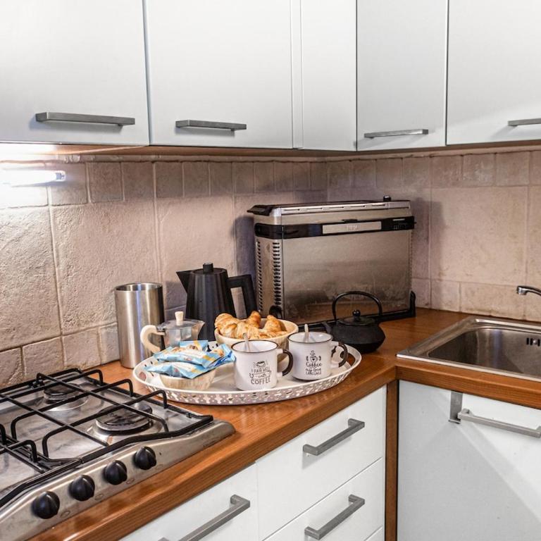 Il Poggetto Giardino Terrazza Piscina - Appartamento con 2 Camere da Letto - 2