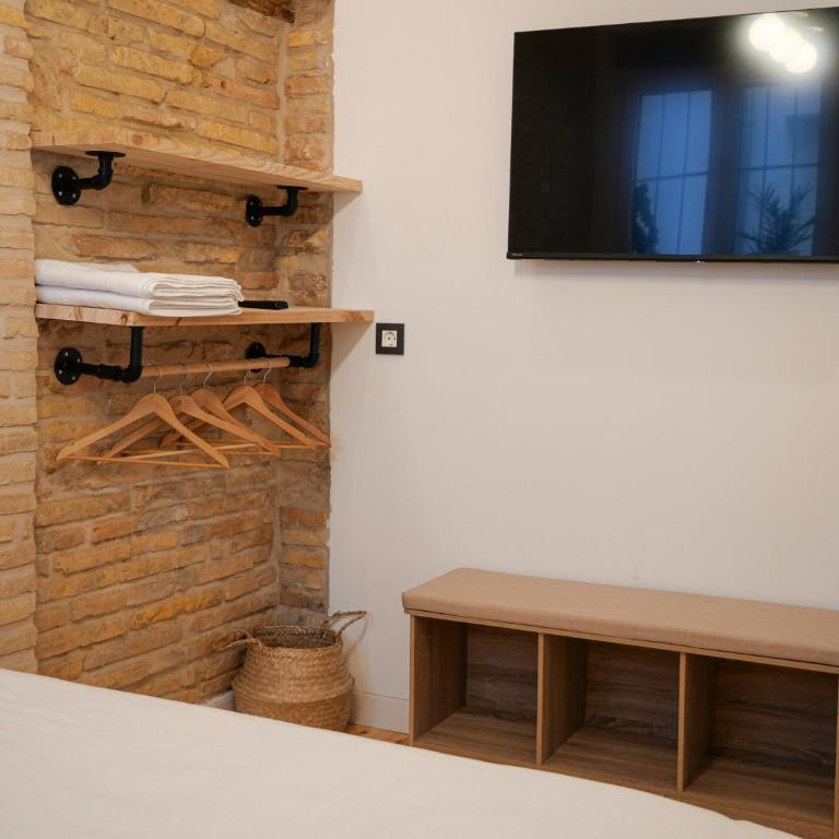 Pamplona Centro - Two-Bedroom Apartment - 9