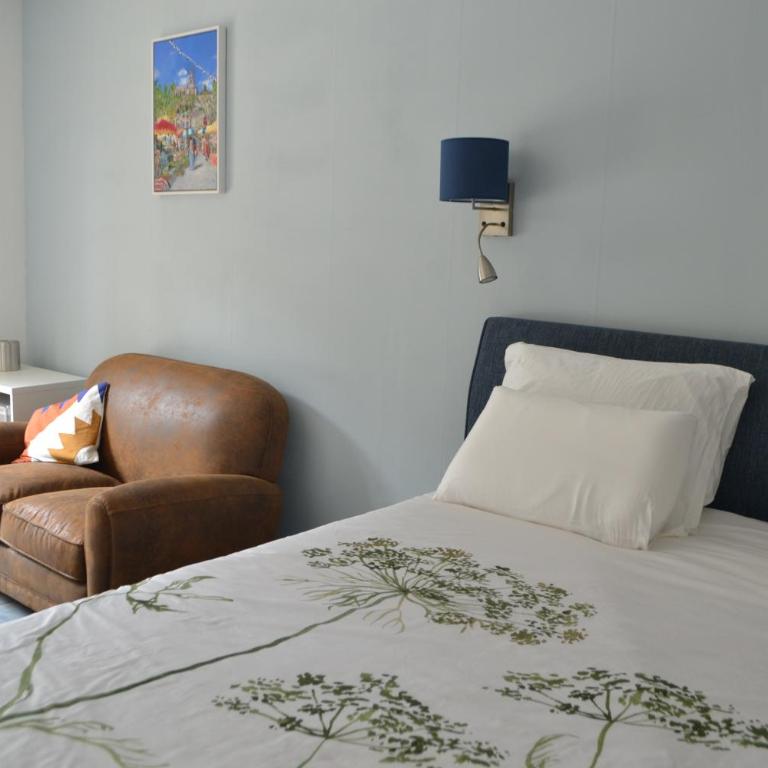 Le Chêne Orange - Chambre Double avec Salle de Bains Privative - 2