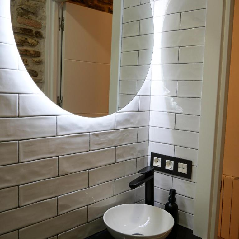 Pamplona Centro - Two-Bedroom Apartment - 11