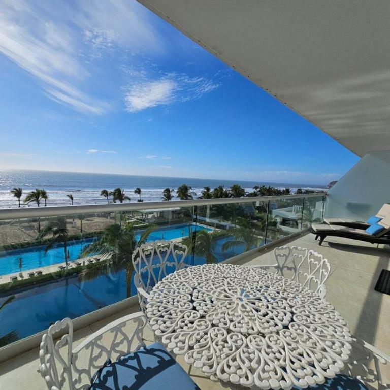 Oceanview Luxury Condo at Peninsula Mazatlán - Three-Bedroom Apartment - 2