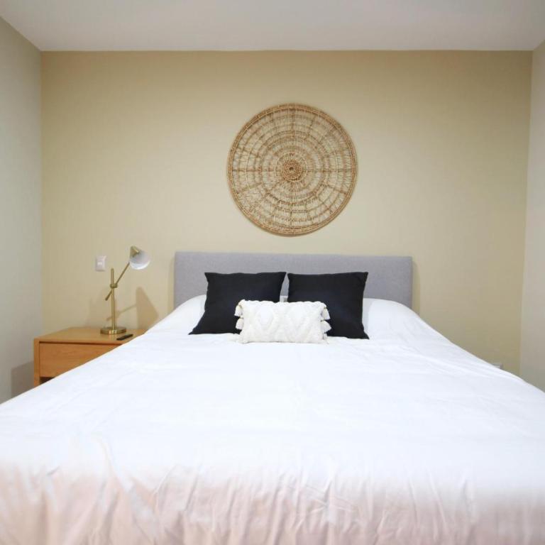 Stunning Marina Condo with Pool Gym and Restaurant - Two-Bedroom Apartment - 35