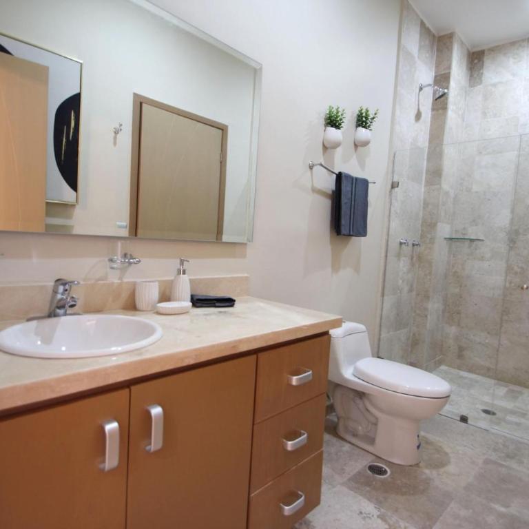 Stunning Marina Condo with Pool Gym and Restaurant - Two-Bedroom Apartment - 36