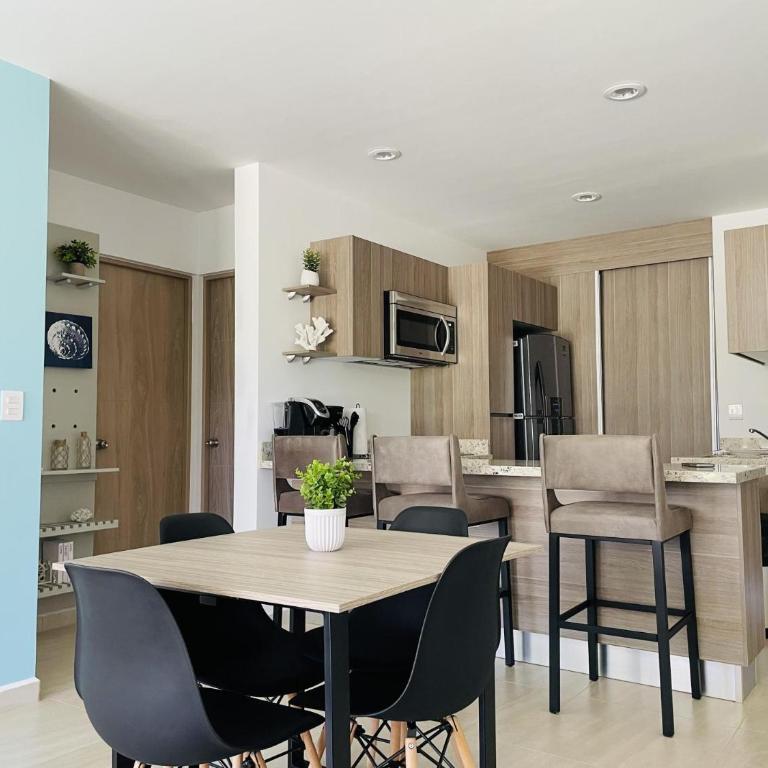Tropical Condo - Close to Beach and Waterpark - Apartamento de 2 dormitorios - 10