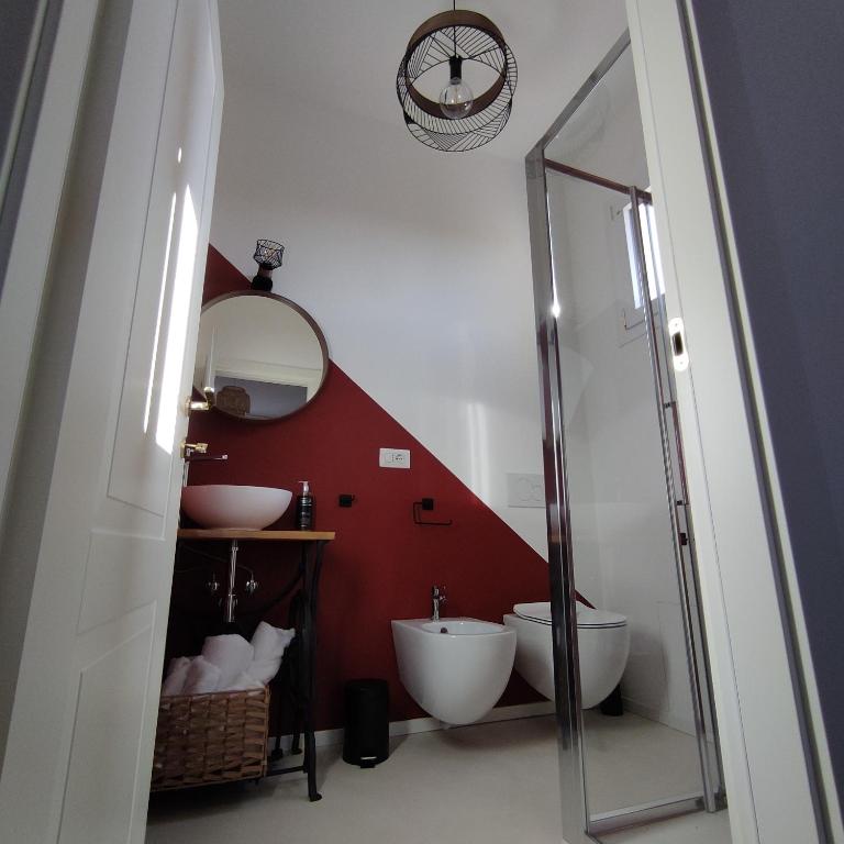 Nine and Three Quarters Rooms - Unique Design Rooms - Superior King Room - 10