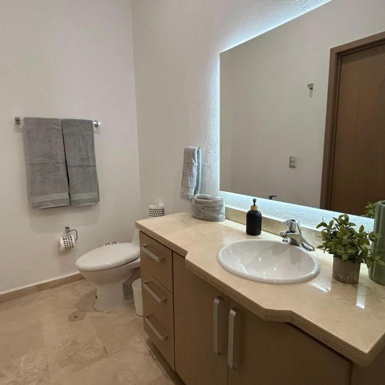 Spacious 3BR Marina Condo with Pool - Apartamento de 3 dormitorios - 12